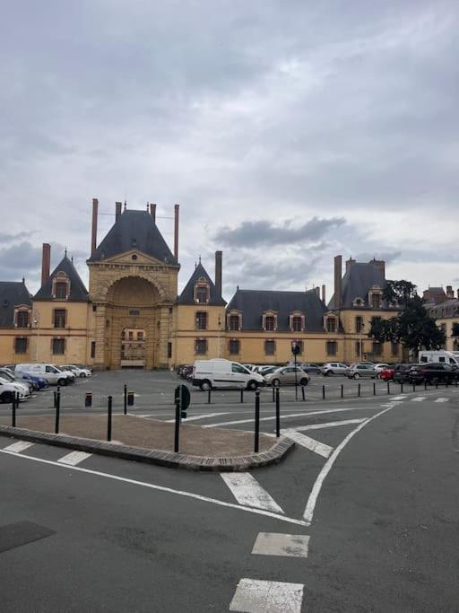 Fontainebleau Hypercentre Place D'Armes 2 Chambres Esterno foto